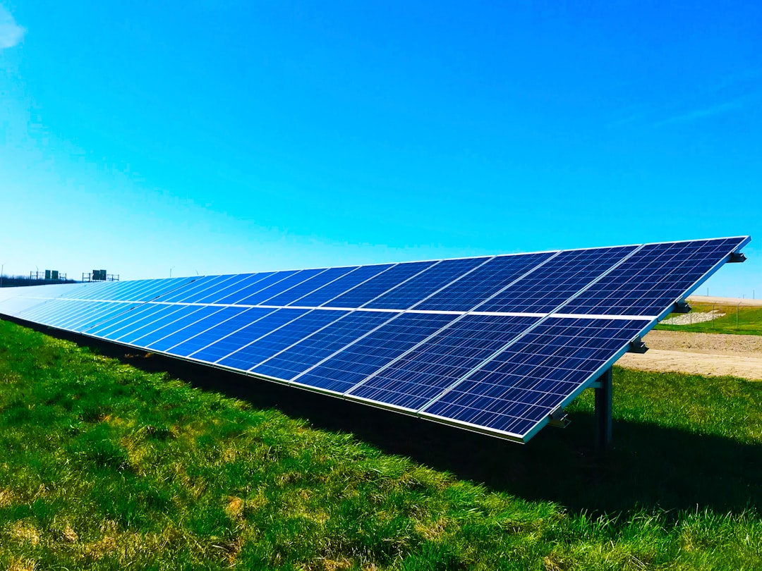 Zonnepanelen: wat ze kosten, opleveren en voor wie ze geschikt zijn