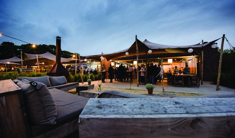 Waarom een stretchtent een duurzame keuze is voor de horeca