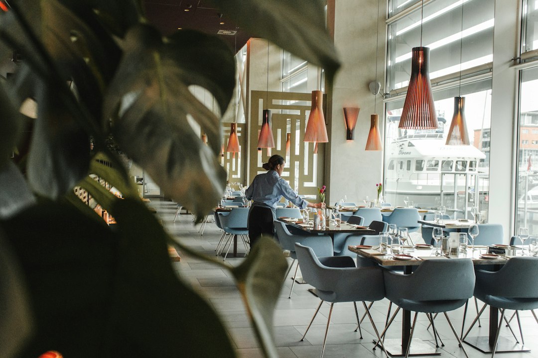 Hoeveel personeel heb je nodig in de horeca? Zo bereken je het